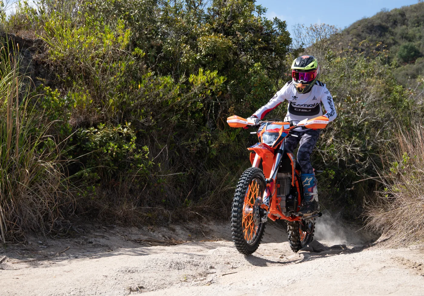 AK-Works 300 — foto 3